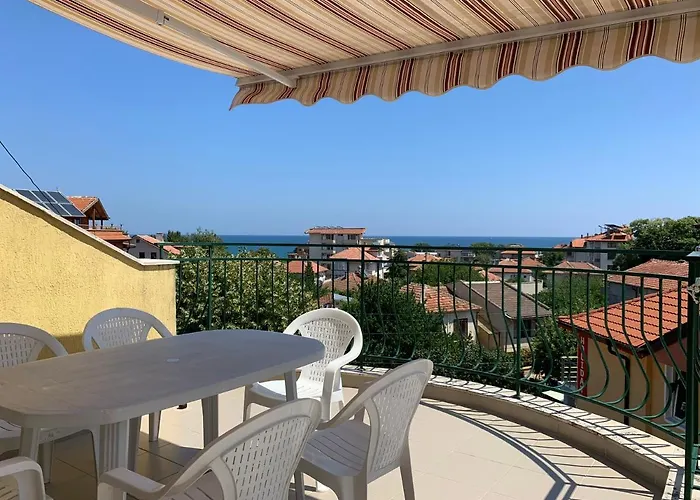 Guest House Olesya 3* Obzor