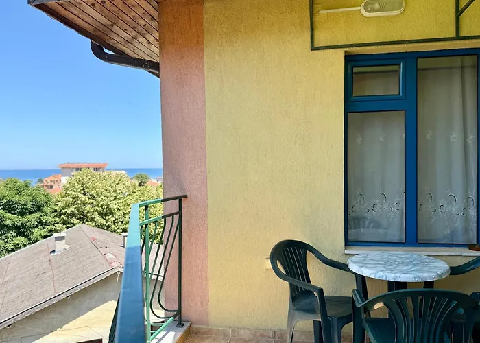 Guest house “Olesya” Maison d'hôtes 3*